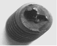 圖7-18斷口黑色和白色異物