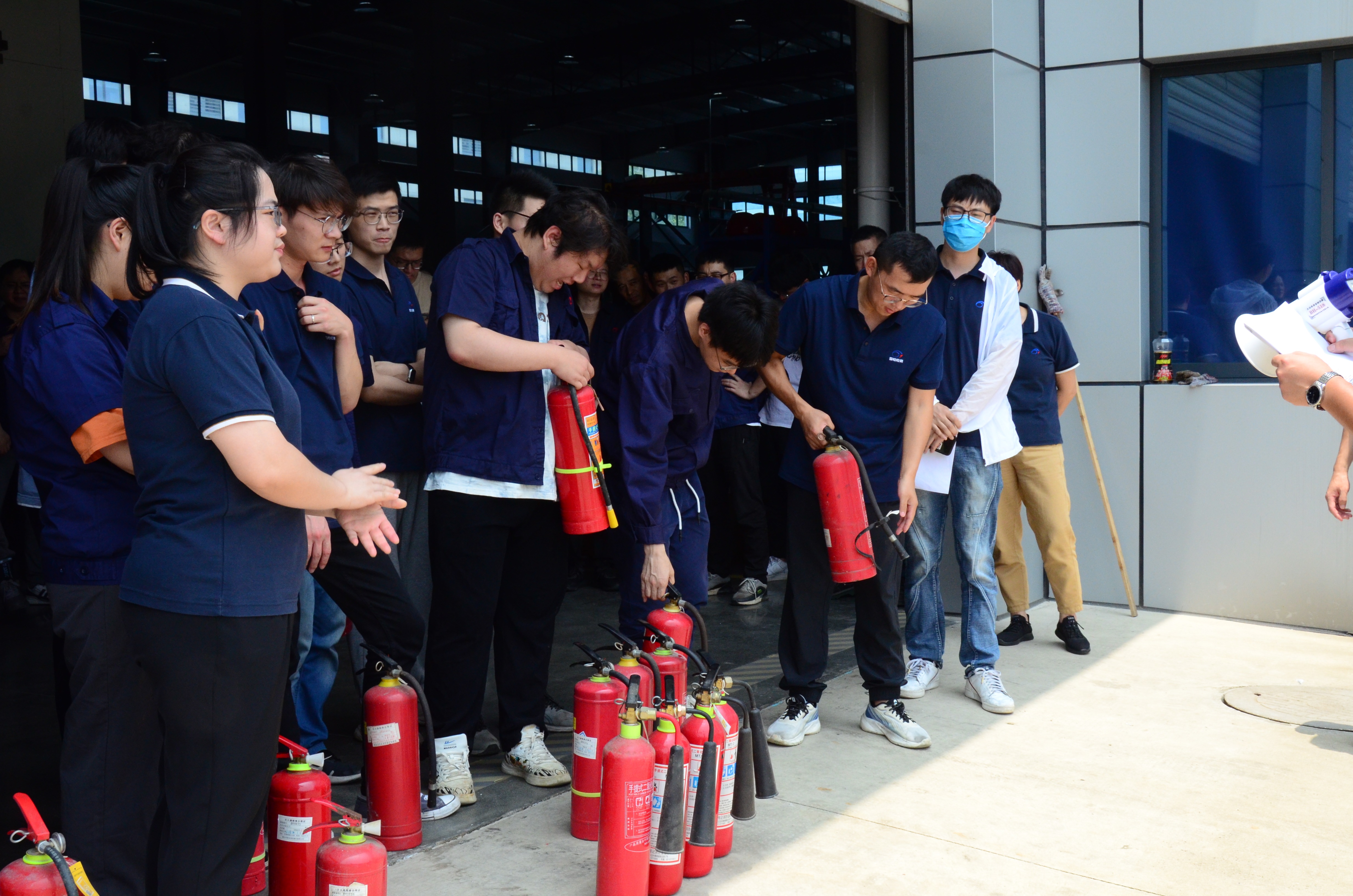 人人講安全！個(gè)個(gè)會(huì)應(yīng)急！02