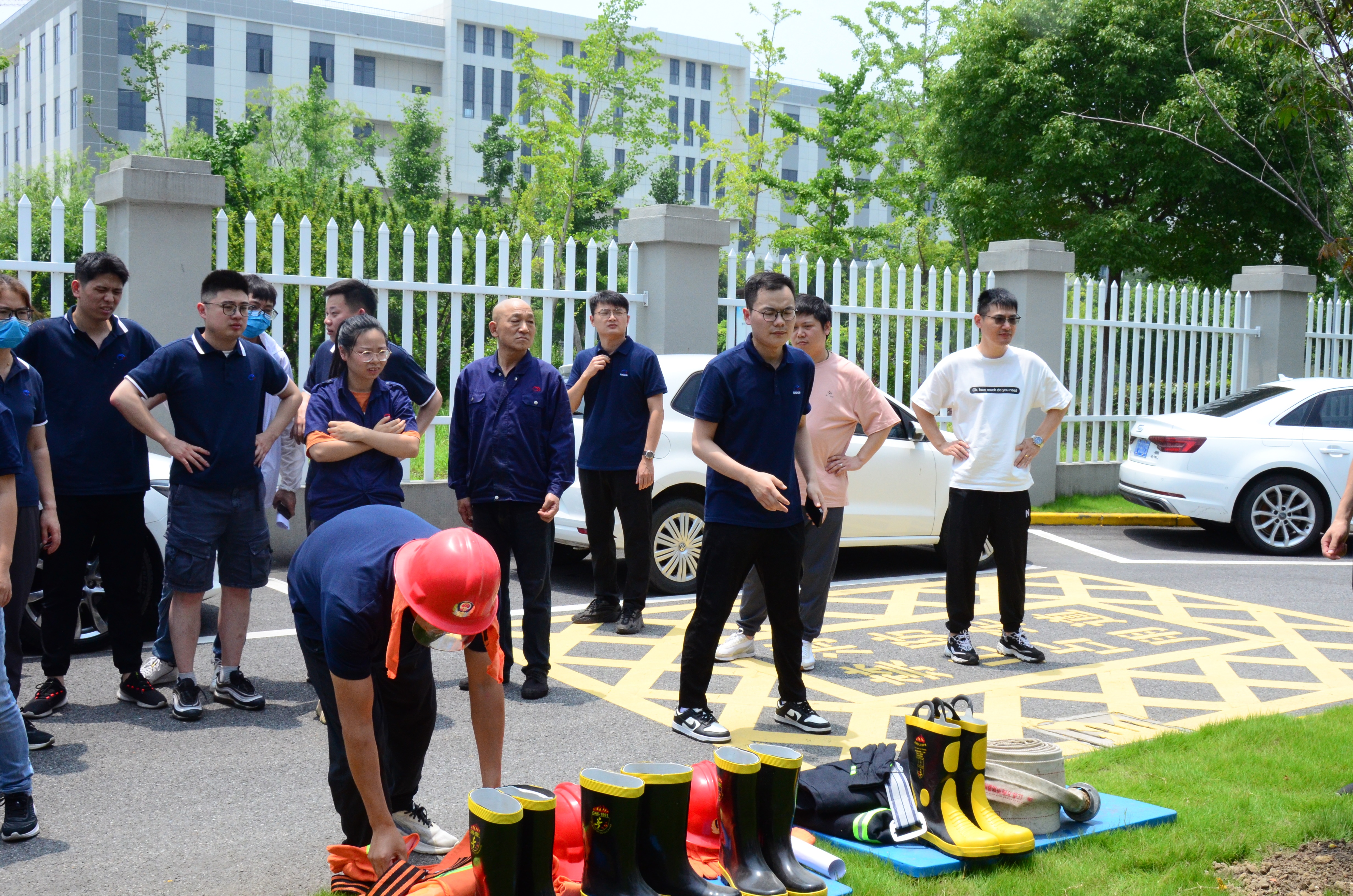 人人講安全！個(gè)個(gè)會(huì)應(yīng)急！04